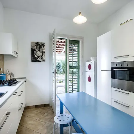 Villa Casa Bianca *