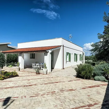 Villa Casa Bianca *